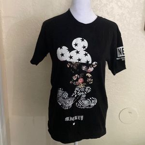 Disney collection by Neff t-shirt